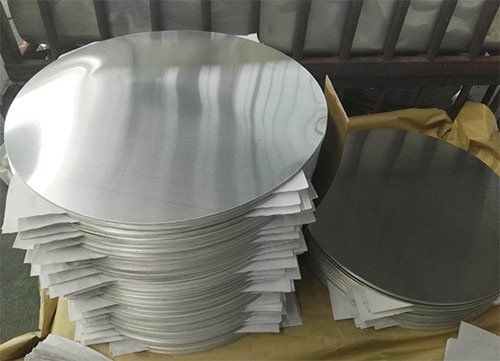 Round aluminum sign blanks